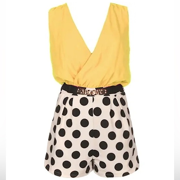 Stylish Yellow and Black Polka Dot Romper - Picture 3 of 13